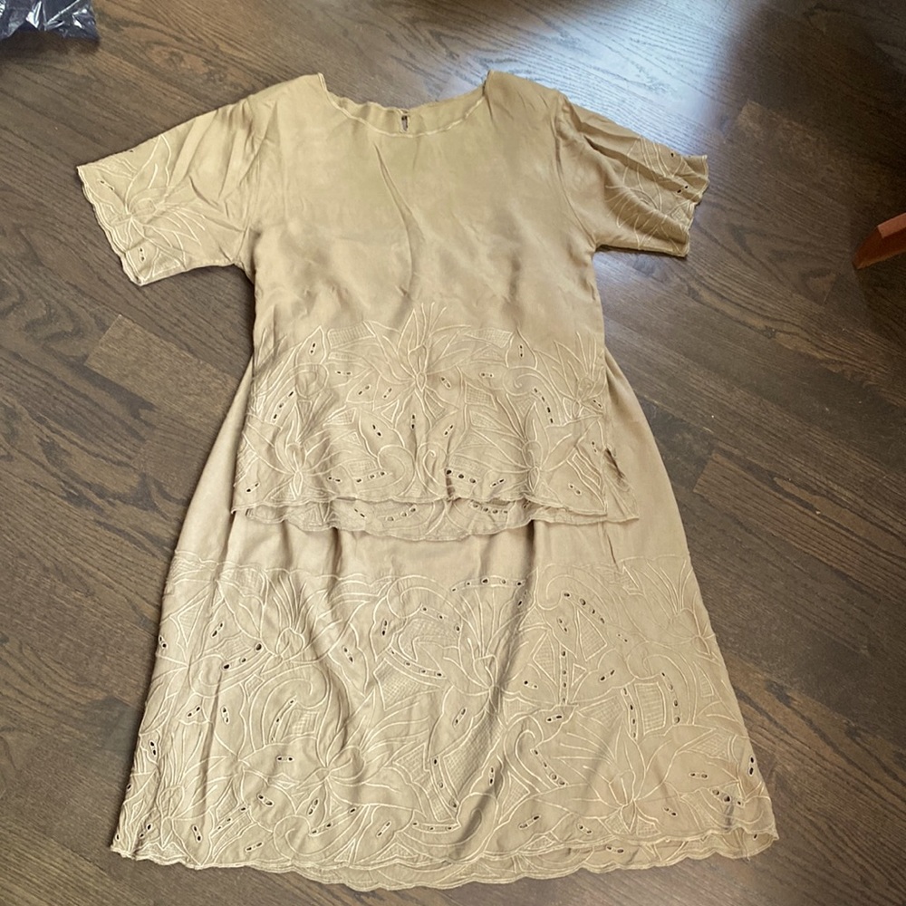 Vintage 2 piece embroidered top and skirt